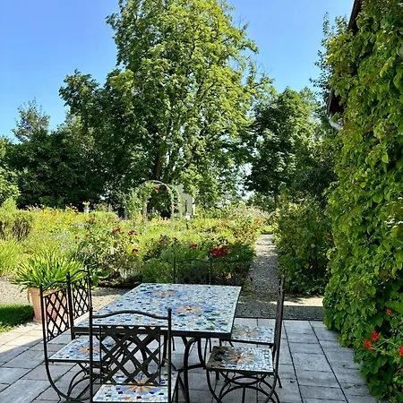 Apartment Ruhige Mit Balkon Und Blick In *